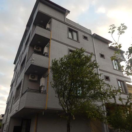 巴统 My House酒店 外观 照片