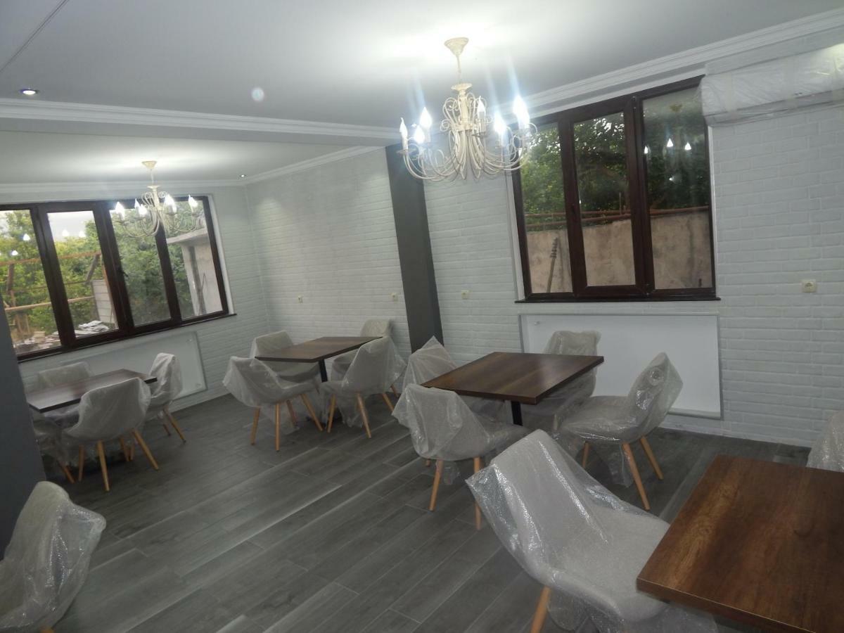巴统 My House酒店 外观 照片