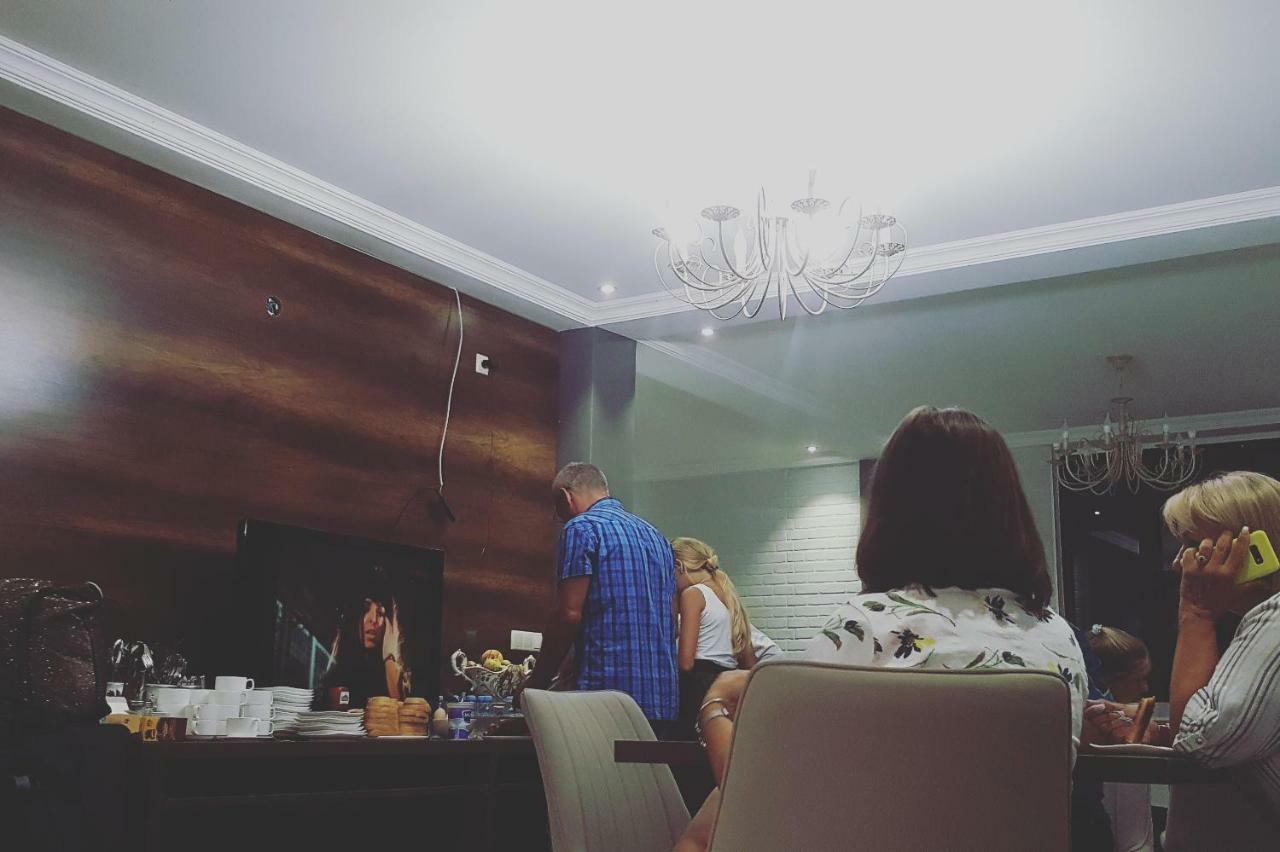 巴统 My House酒店 外观 照片