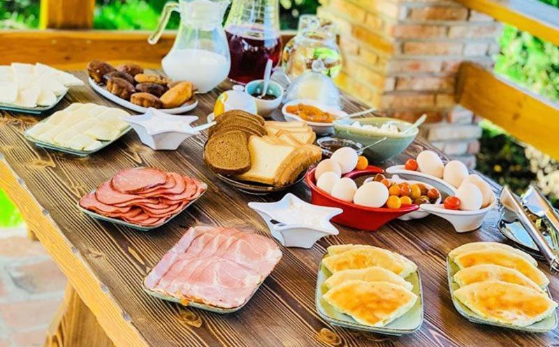 巴统 My House酒店 外观 照片